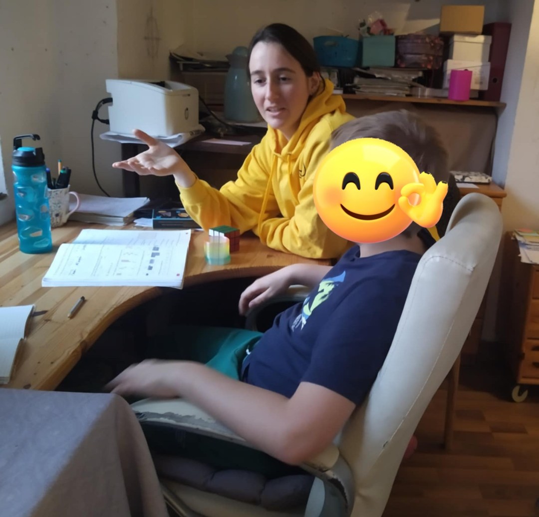 Kamaszmegorzo_Virtualiskola_tanulássegítés